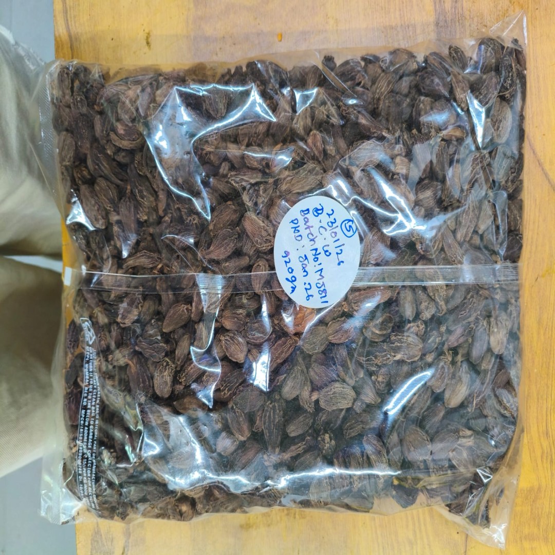 Whole Black Cardamom(Badi Elaichi)